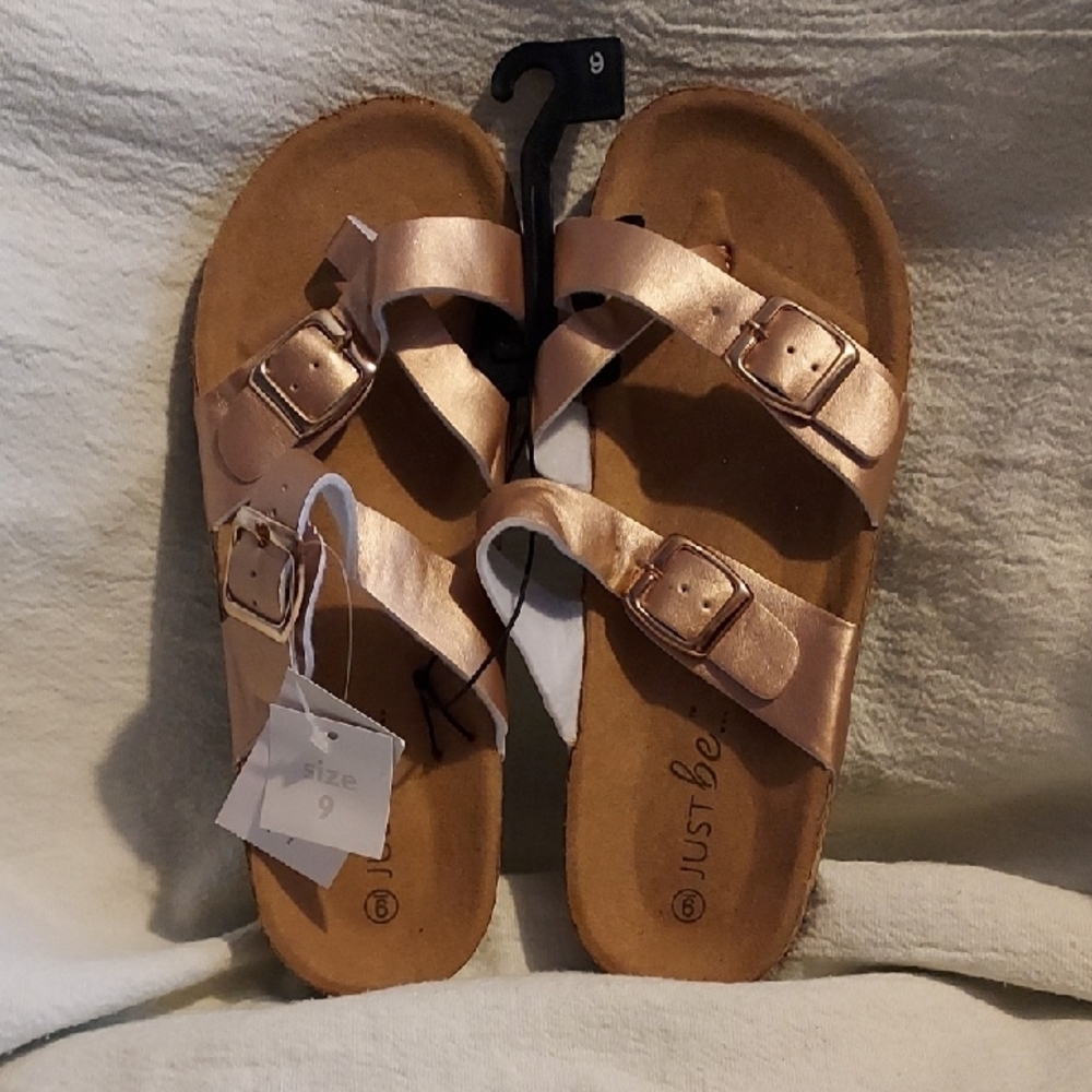 Just Be Women's Sandals in Metallic Rose Gold
